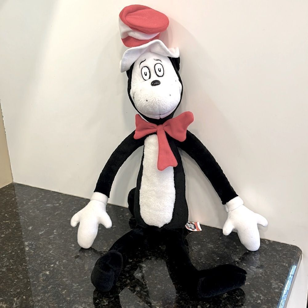 The Cat In The Hat Plush Universal Studios-Dreamworks. Size 19”